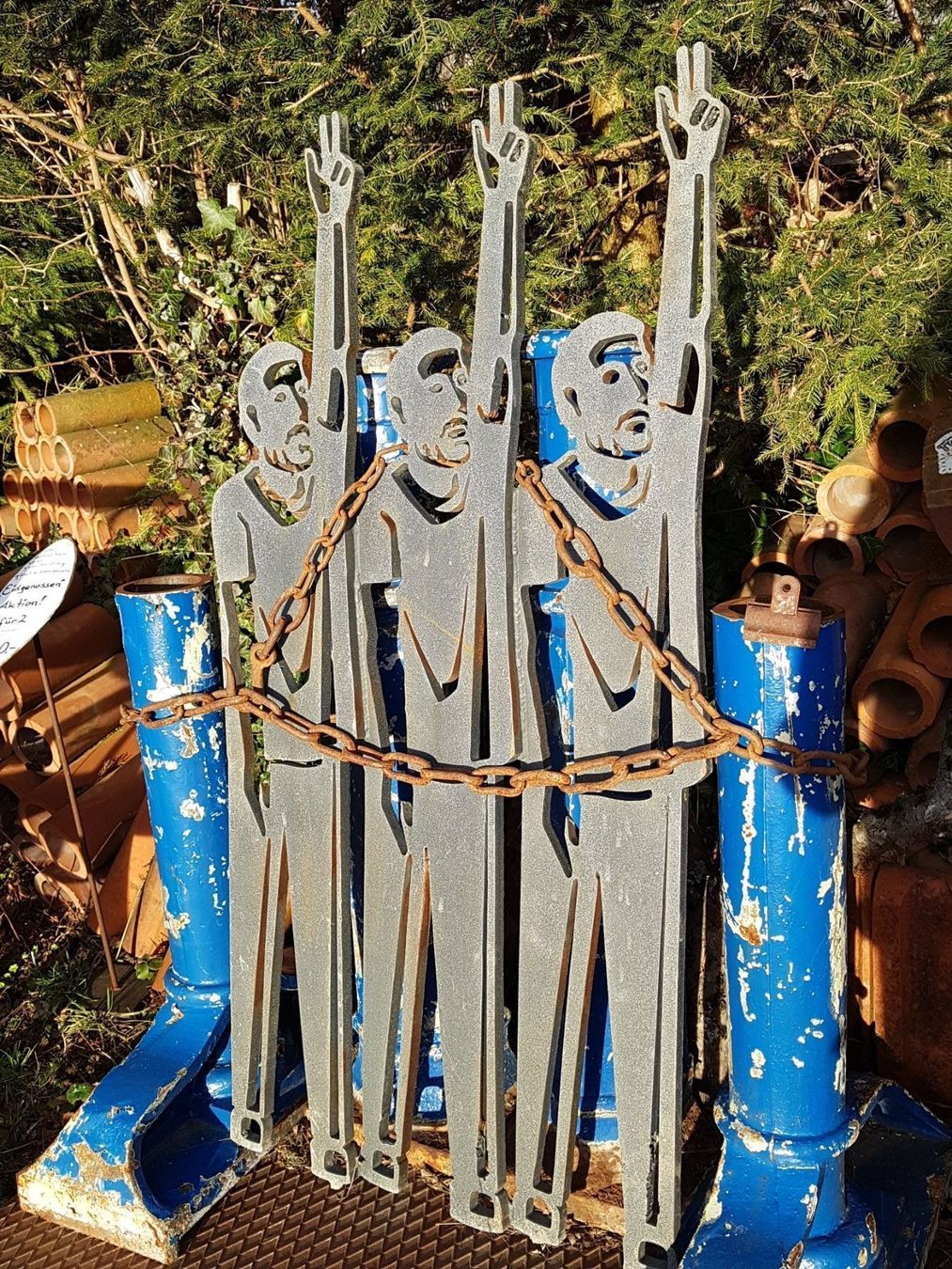 Sculture & Statue: 3 eidgenossen kunstobjekt rütli eisen – Usato da St. Antoni venduto da Mischtle