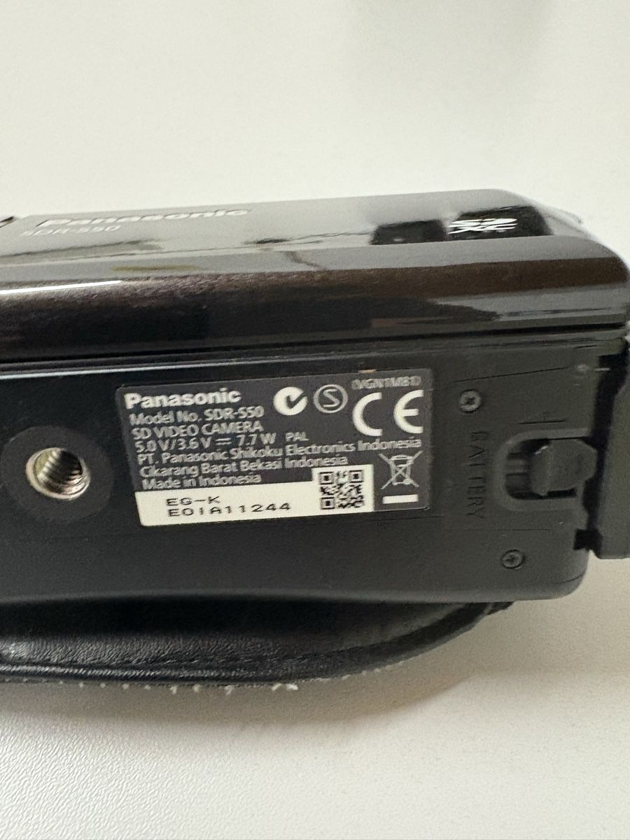 Panasonic Videocamere: Panasonic SDR-S50 Videokamera 78x Zoom – Usato da Basel venduto da Tro_1can