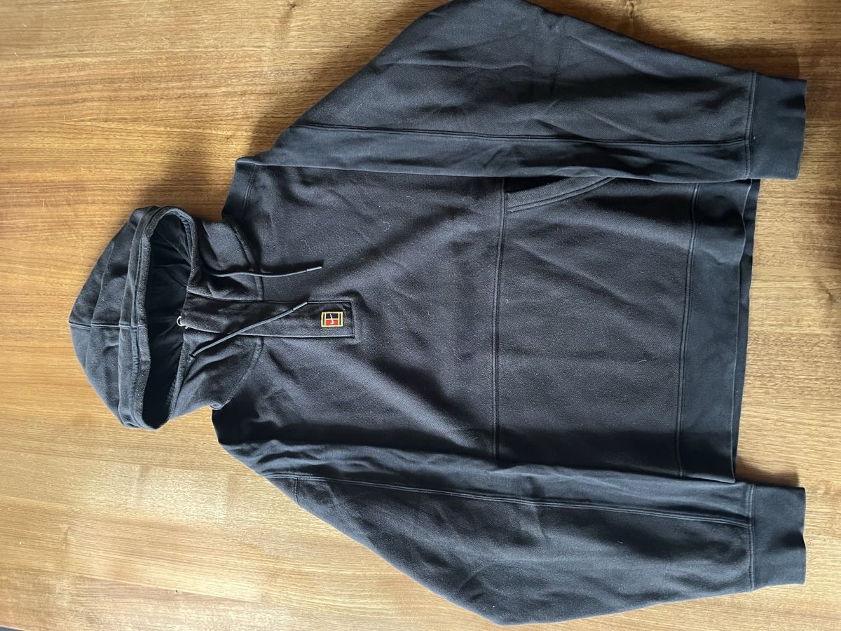 Nike Maglioni & Felpe: Nike Tennis Kapuzenpullover schwarz – Usato da Belp venduto da jon_y6sj