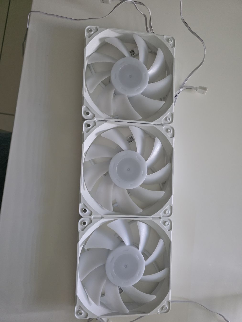 Phanteks Custodie: 3 x Phantek case fans 120mm – Usato da Oberhasli venduto da leo_7gjx