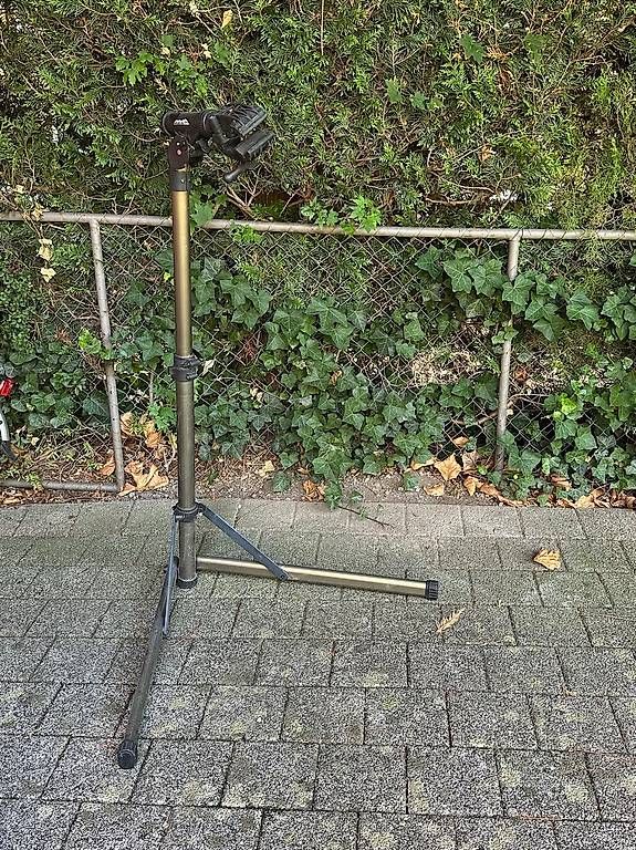 Rateliers à velo: Veloständer – D'occasion à Zürich par daz_85bq 1