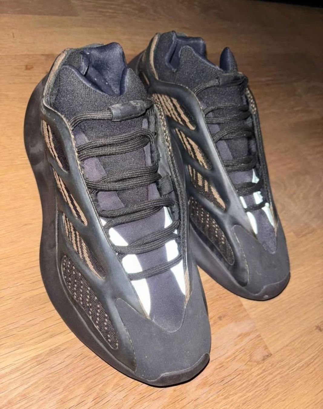 Adidas Scarpe da uomo: Adidas Yeezy 700 V3 – Usato da Riniken venduto da widmersteffi 5