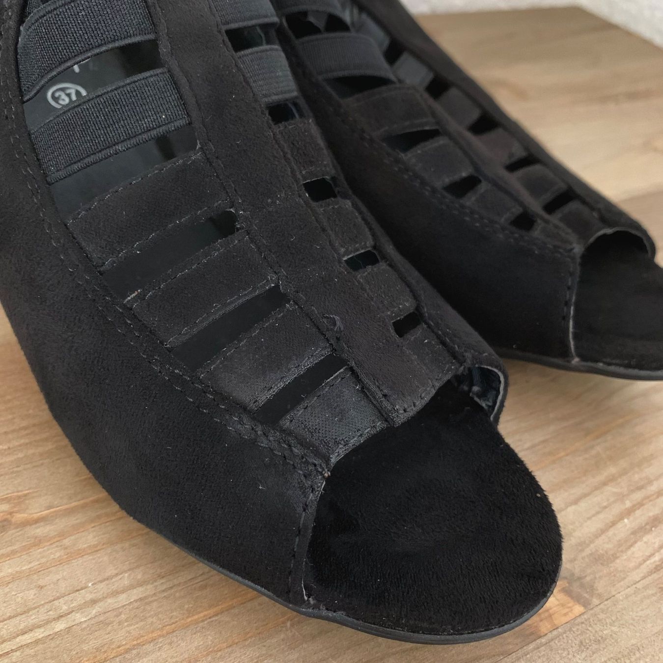 Chaussures femmes: Schuhe Liva Loop Gr. 37 – D'occasion à Fislisbach par KolibriSecondhand 4