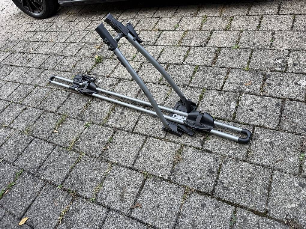 Portapacchi: Fahrrad Dachträger  Thule FreeRide 532 - 2 Stück – Usato da Oberrohrdorf venduto da Larse 1