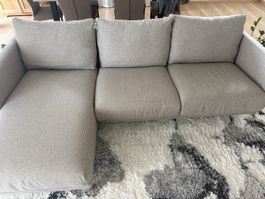 Gemütliches Ecksofa, hellgrau
