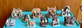 Lot 1 Miniatur Cottages England Resin und Gussmasse Händler