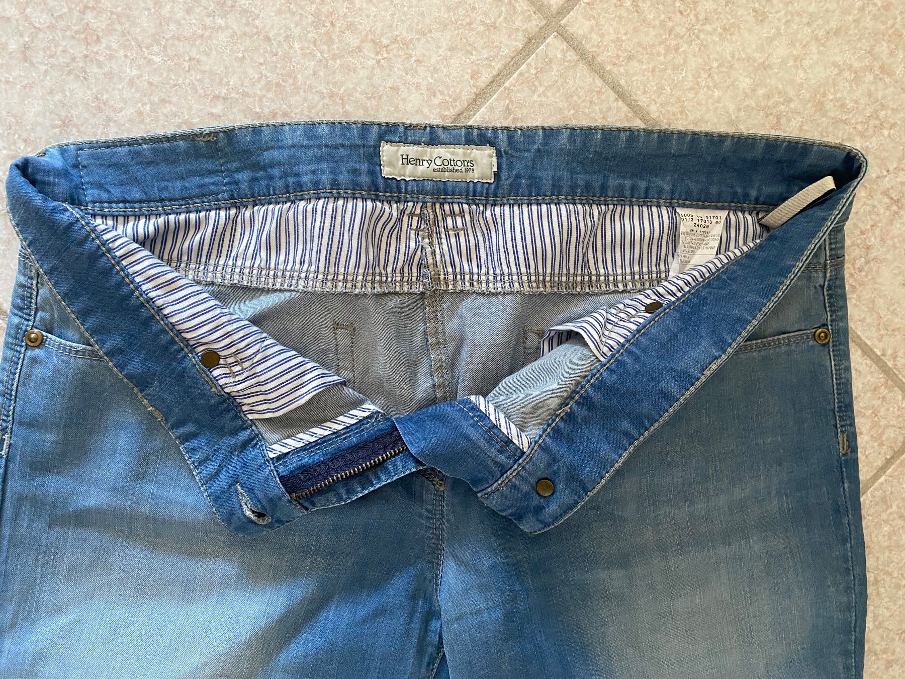 Jeans: HENRY COTTONS Bootcut Flared Jeans Gr. W31 – Usato da Besazio venduto da lionheart63 2