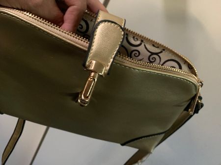 Paula Rossi Umhängetasche / Handtasche, Gold – kaum getragen