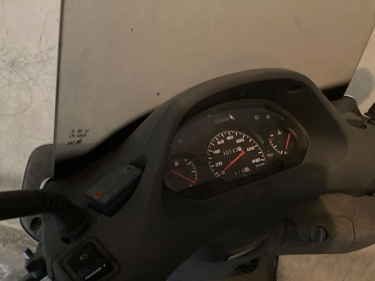 Strada: Honda Pantheon 125 Roller – Usato da Näfels venduto da Mica95 2