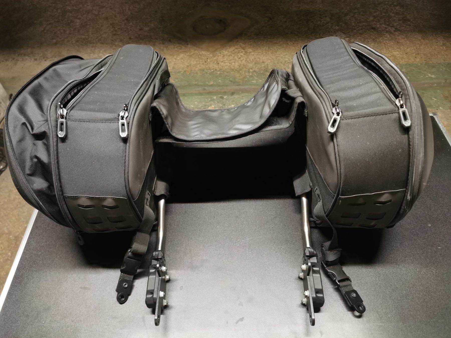 SW-Motech Valigie: Sacoches moto SW-MOTECH QUICK-LOCK – Usato da Genève venduto da pie_9syz 8
