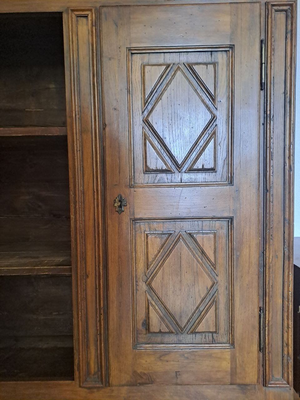 Armadi: Antiker Barock Schrank – Usato da Aeugst am Albis venduto da tulalitulala 2
