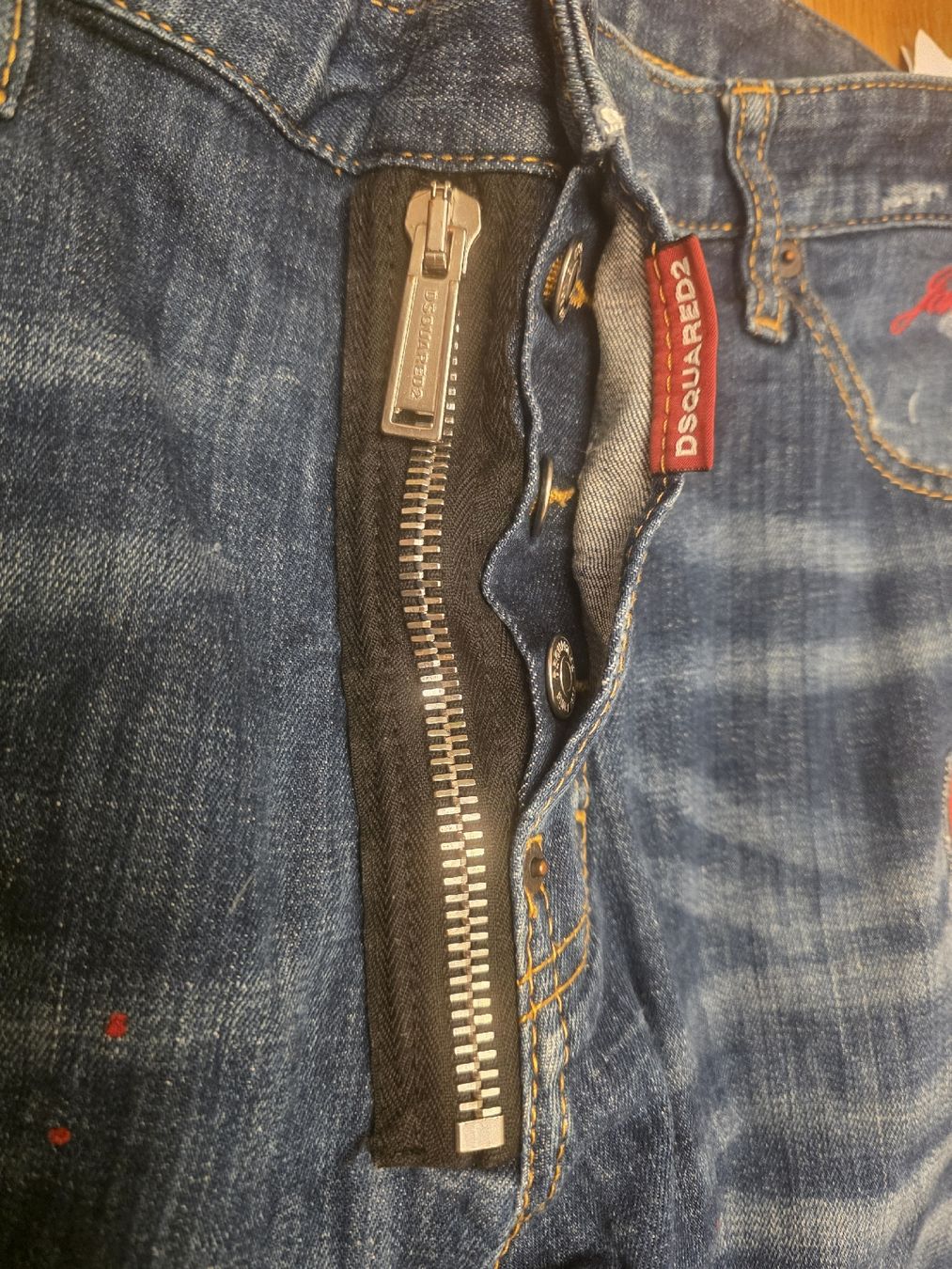 Dsquared2 Jeans: Dsquared2 Herren Jeans, Grösse 52. – Usato da Winterthur venduto da Panda1993 2