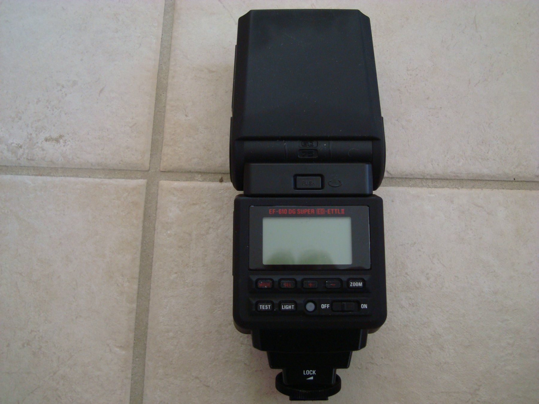 Canon Appareil photo: CANON EOS 1200D – D'occasion à Scherz par 5246 7