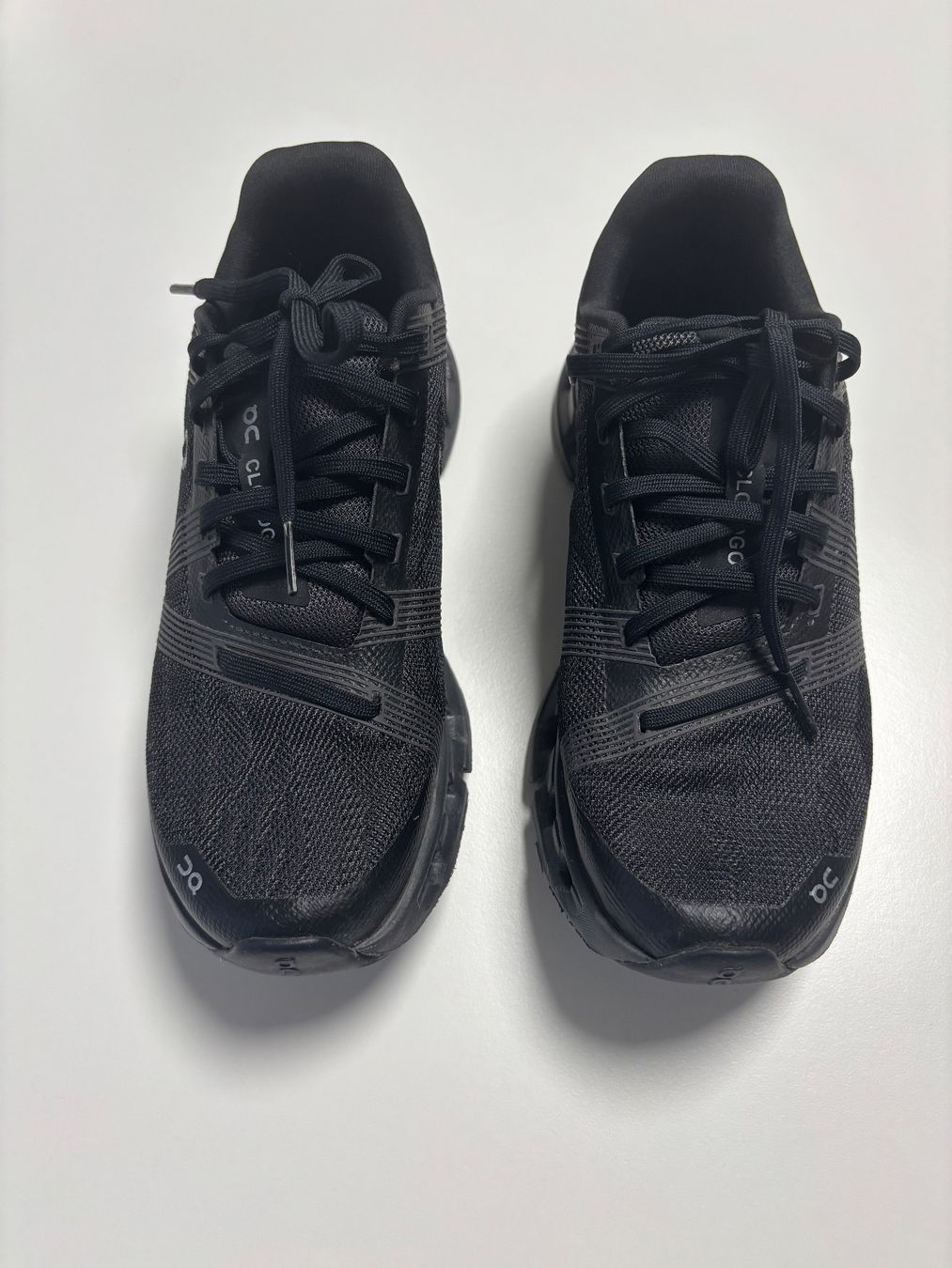 On Scarpe da donna: On Cloud cloudgo Grösse 38 schwarz Damen – Usato da Hergiswil NW venduto da Feybyen