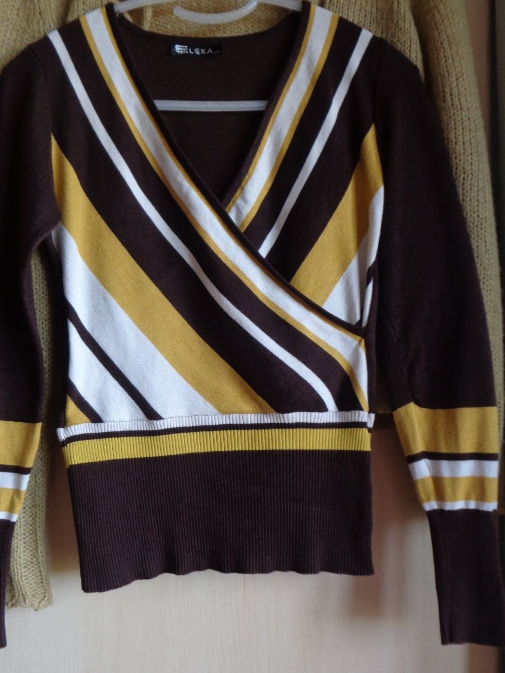 Maglioni & Felpe: Pullover Damen Gr.S/M, 60% Wolle/30% Baumwolle – Nuovo (secondo la descrizione) da Tafers venduto da kor_jf9w
