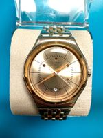 Schöne, neuwertige Swatch Sedan | YWS404G