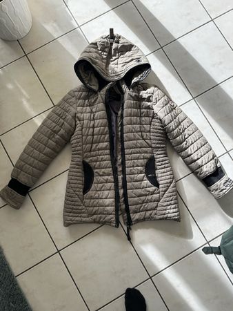 Veste Khujo