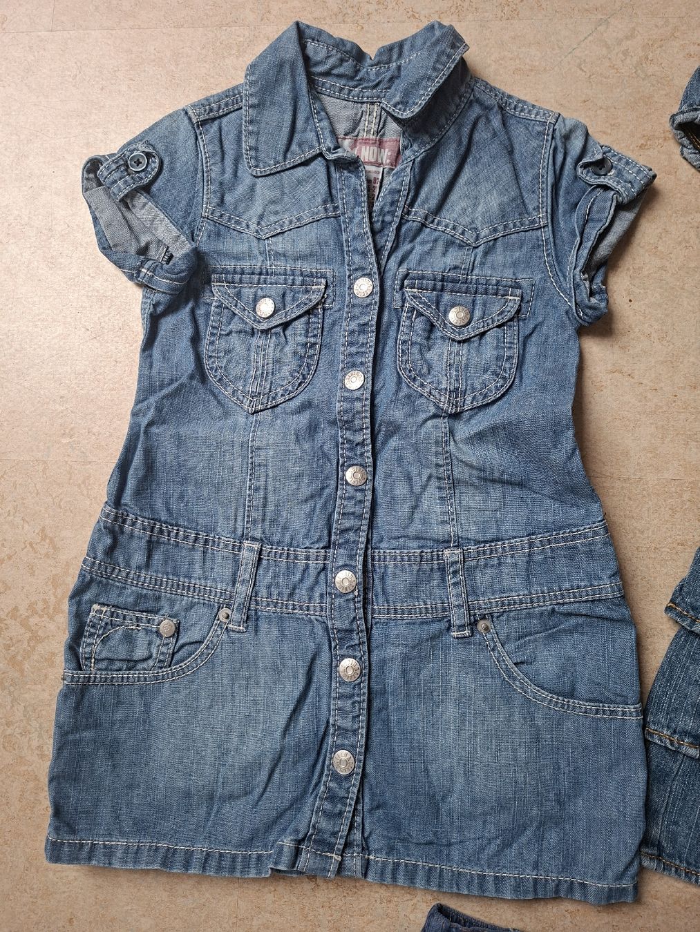 Lotti & Set di vestiti: Jeans Kleider Set, Grösse 92-98, Mädchen – Usato da Klingnau venduto da vollmond36 2