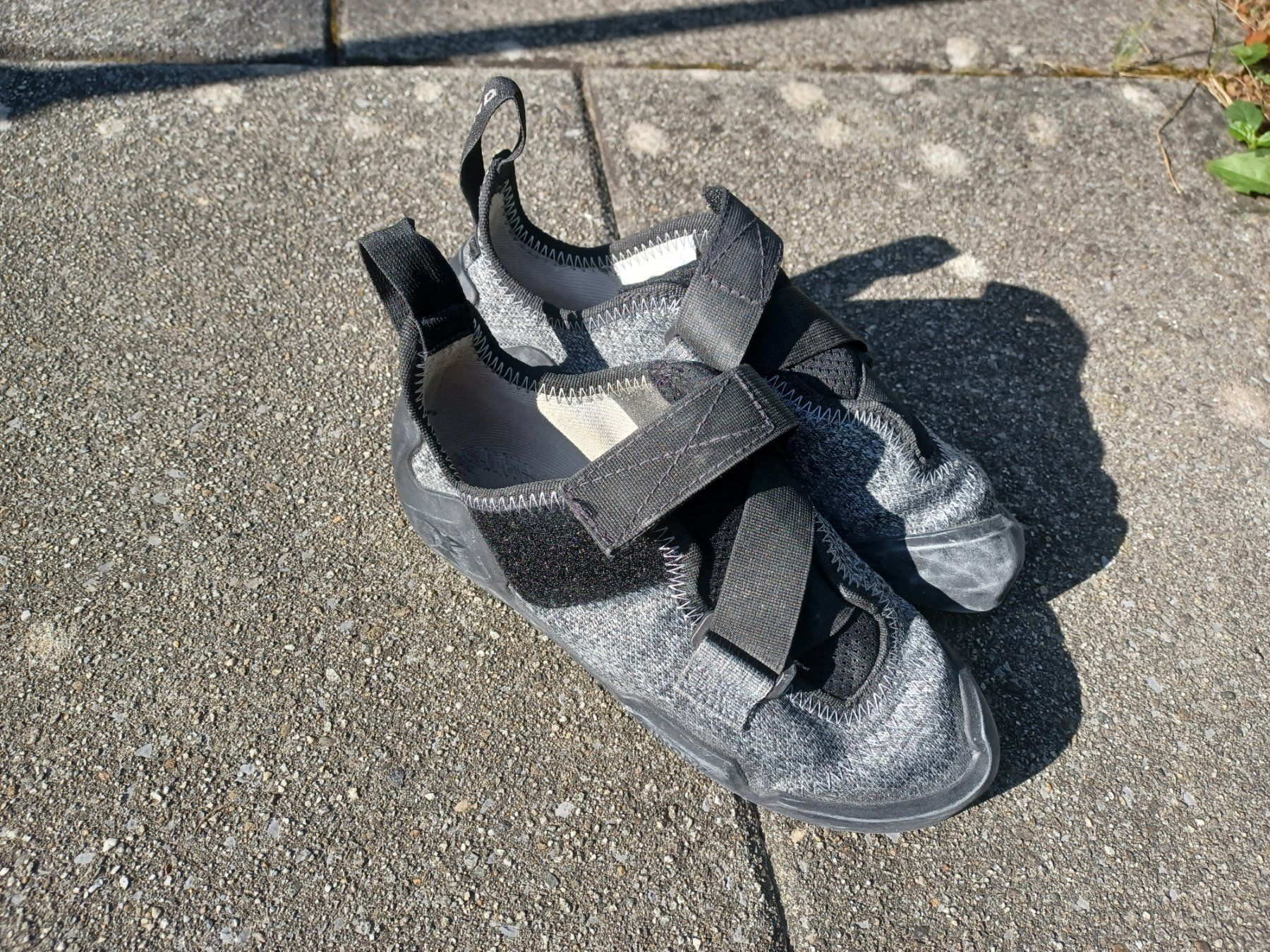 Schuhe für Jungen: Kletterschuhe Gr.37 – Gebraucht aus Adligenswil von Teak7 1