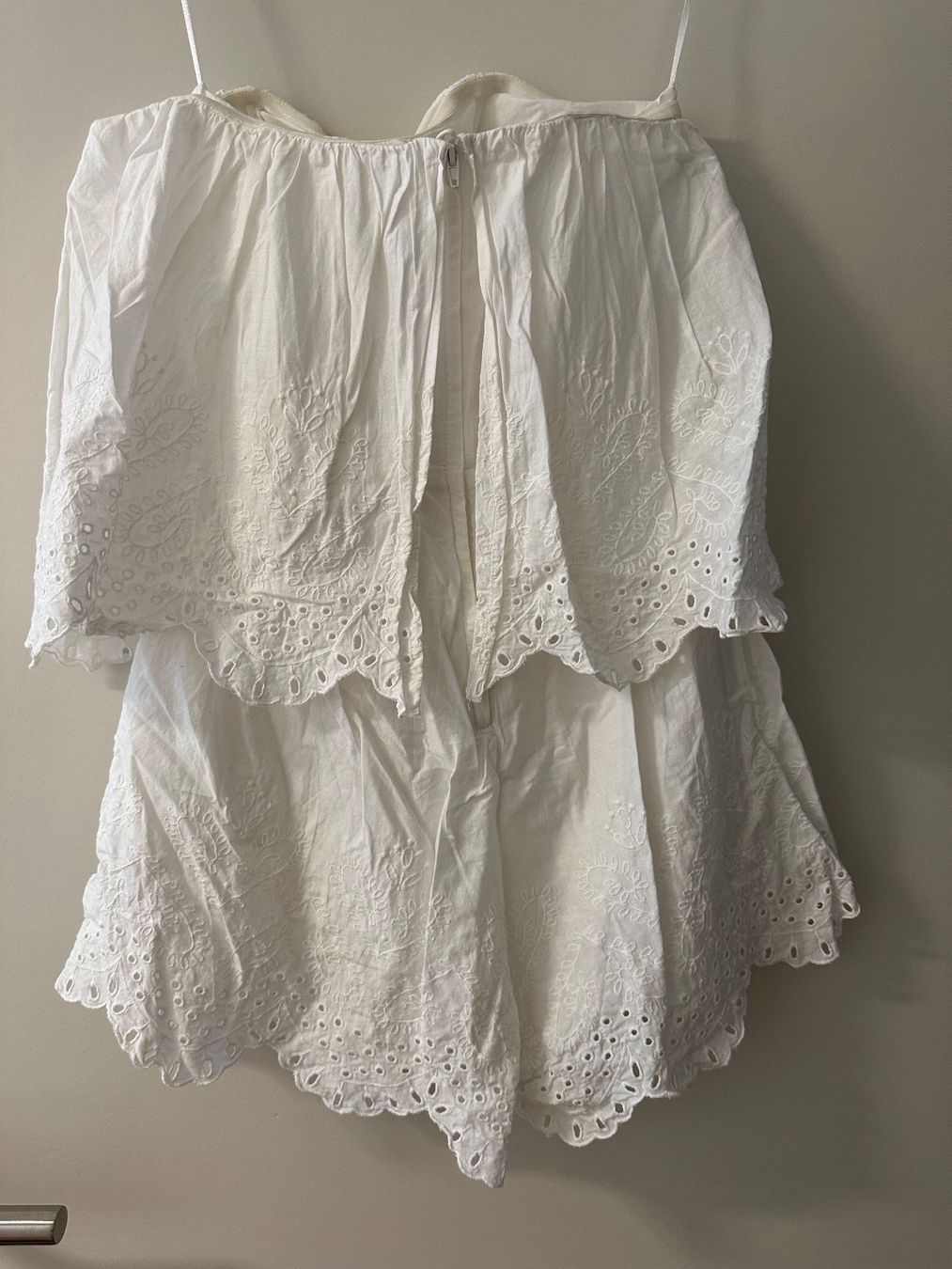 H&M Tute: Jumpsuite weiss von H&M Grösse 34 – Usato da Lustmühle venduto da sar_7xmy 1