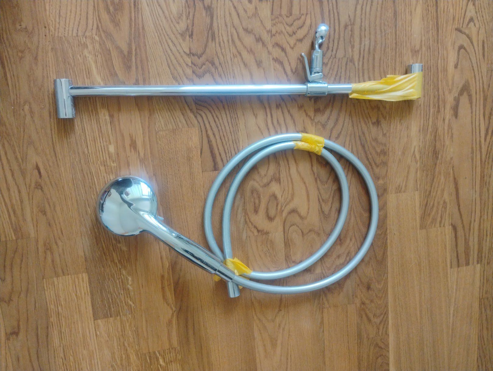 Pommeaux de douche: Livarno Duscharmatur/ Duschbrause – D'occasion à Zollikofen par AT2017