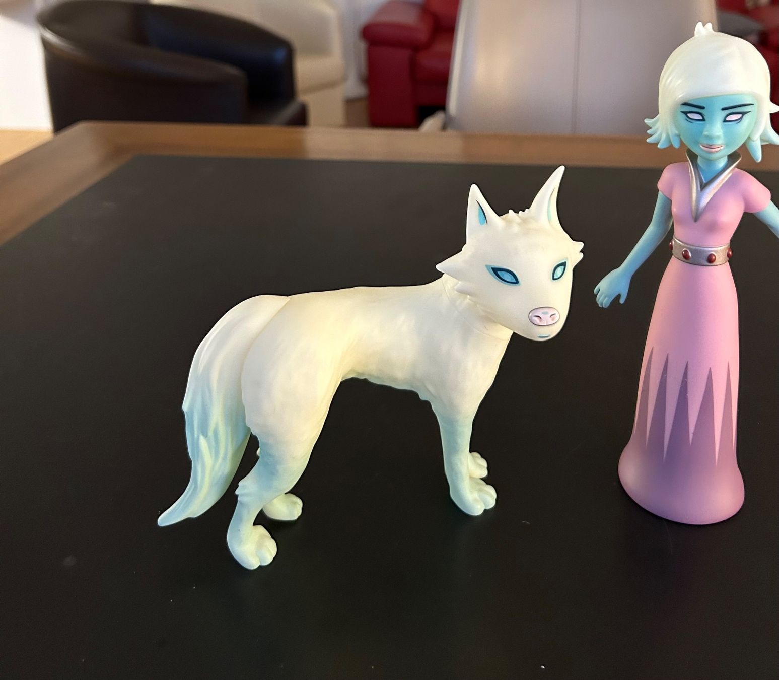 Statuette: Kidrobot Astra and Orbit by Tara Mac Pherson – Usato da Zumikon venduto da tuna007 1