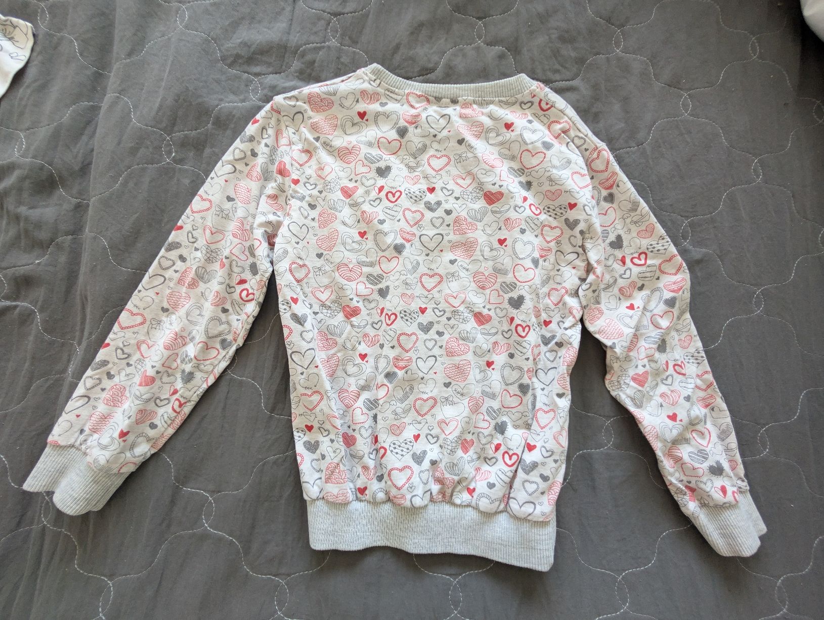 Pulls et sweat-shirts: Mädchen Pullover Hearts Bam 7-8 Jahre – D'occasion à Buchs ZH par nudle10 2