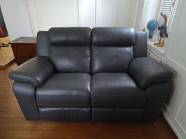 Ledersofa dunkelgrau 2-Sitzer sehr guter Zustand
