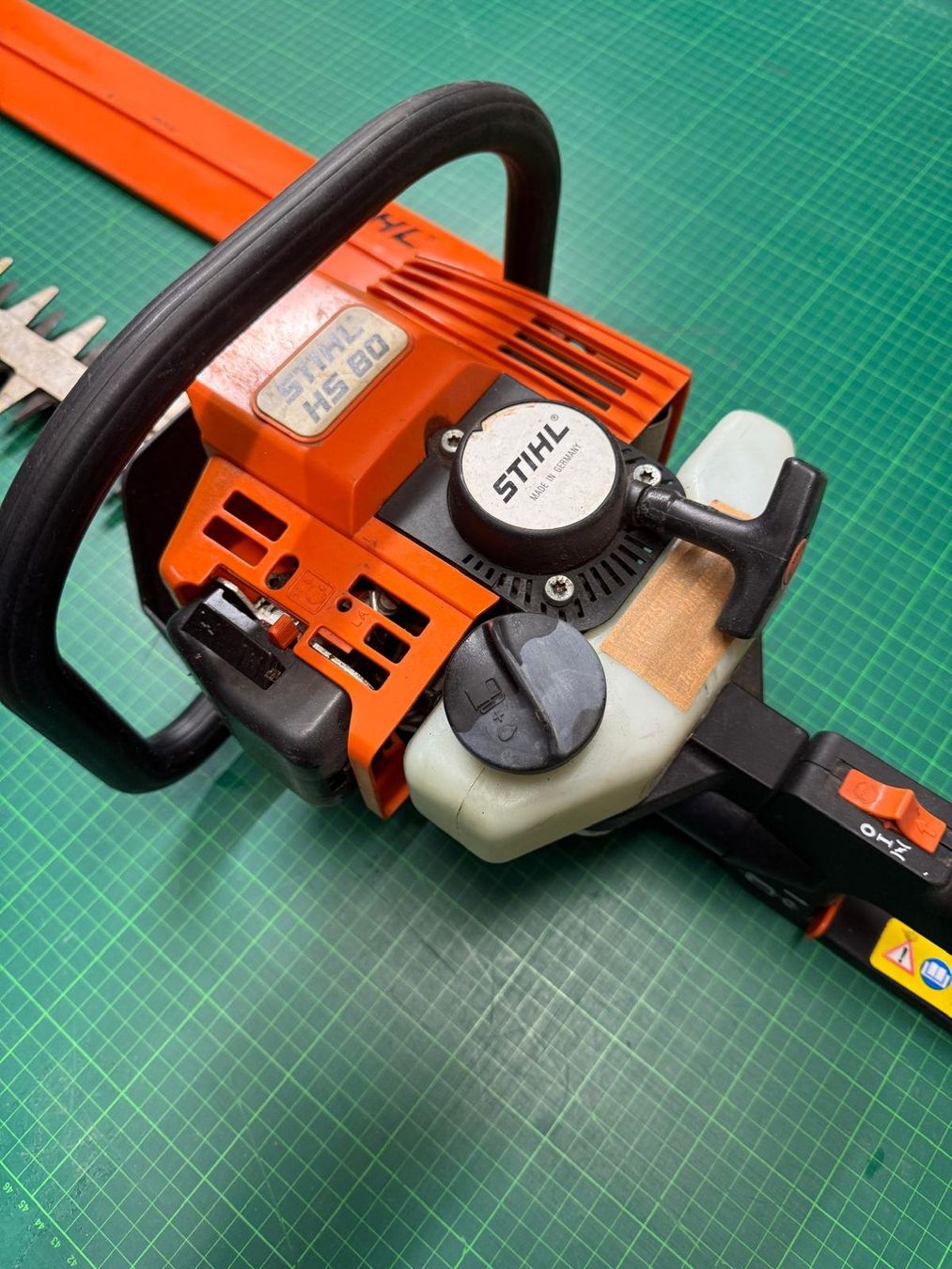 Stihl Tutte le macchine: Heckenschere Stihl HS 80 – Difettoso da Bülach venduto da sabrista 1