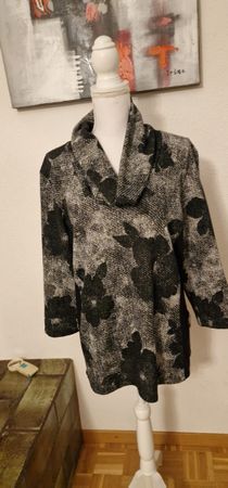 Bali Damen-Pulli, Rollkragen, Blumenmuster, Grösse 44