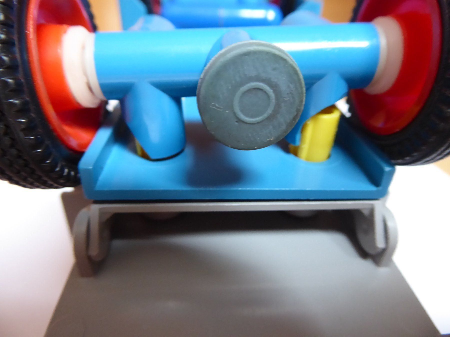 Giocattoli: Cooler LKW von Plasticant, 20cm – Usato da Turbenthal venduto da Panau 4