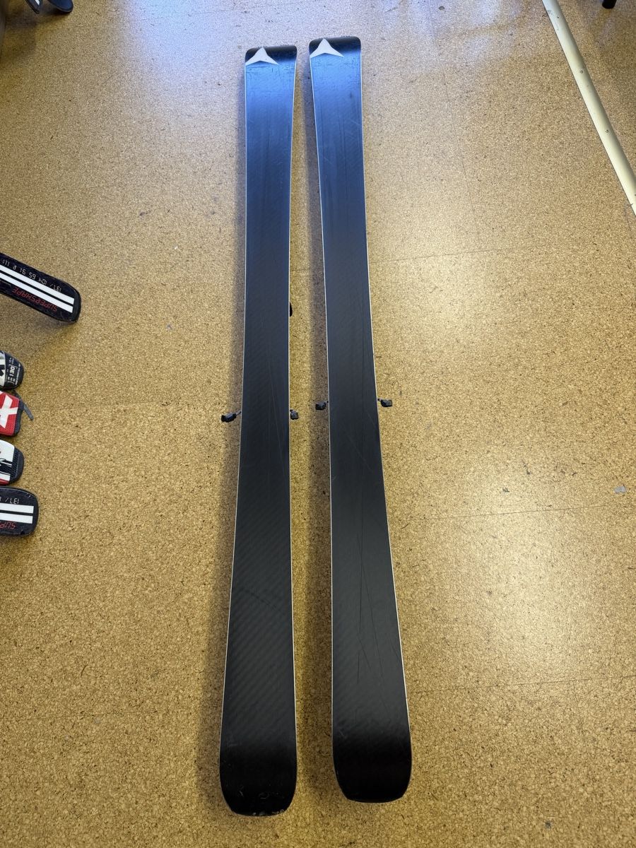 Atomic Sci: Atomic Sweet Thang Ski 177 cm inkl. Bindung  – Usato da Gurmels venduto da SwissShop21 4
