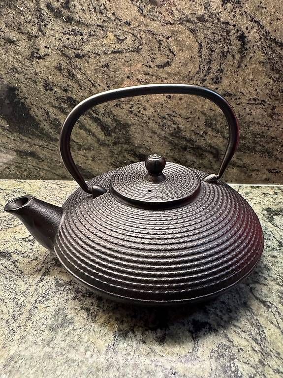 Teiere: Gusseiserne Teekanne – Usato da Grub AR venduto da SDH1980 1