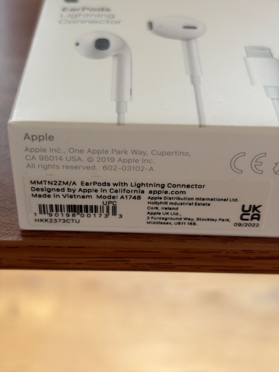 Apple Casques audio: Apple Ear Pods Lightning Connector – Neuf avec emballage d'origine à Oberschrot par sentinel.88 1