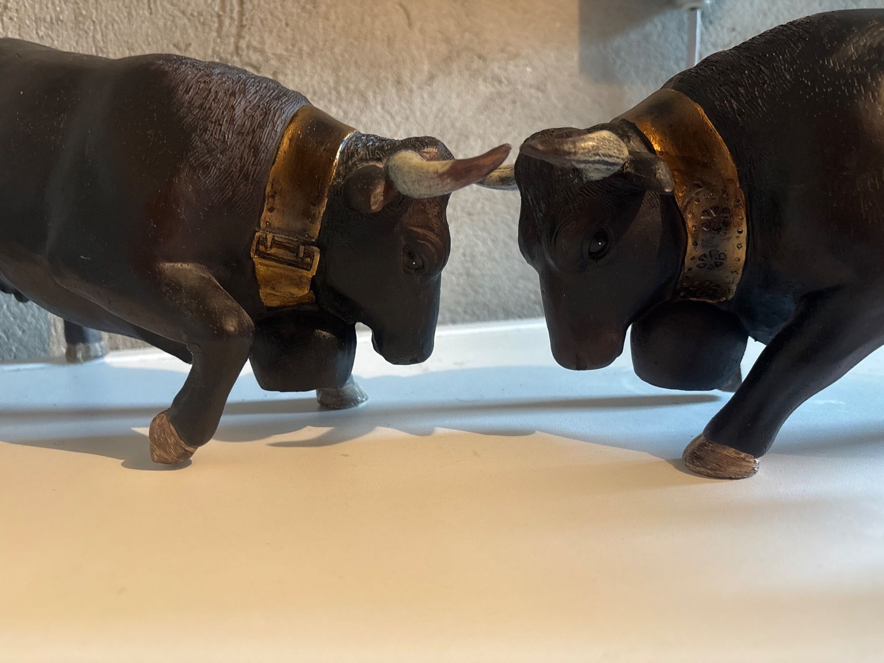 Figuren: 2 kämpfende Eringerkuhfiguren – Gebraucht aus St. Niklaus VS von Furr3521 4
