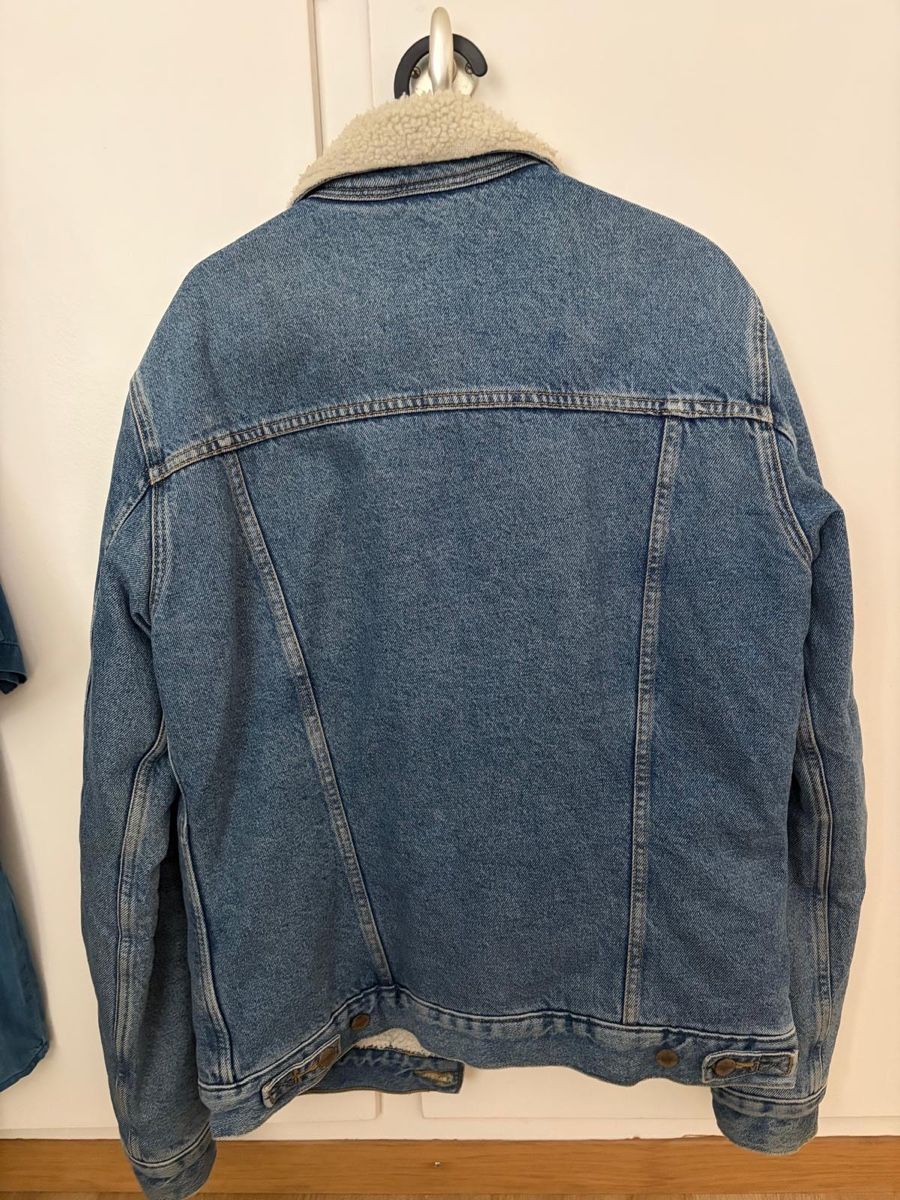 Giacche: Wrangler Jeansjacke mit Teddyfutter blau Grösse S – Usato da Zürich venduto da VCaluori 2
