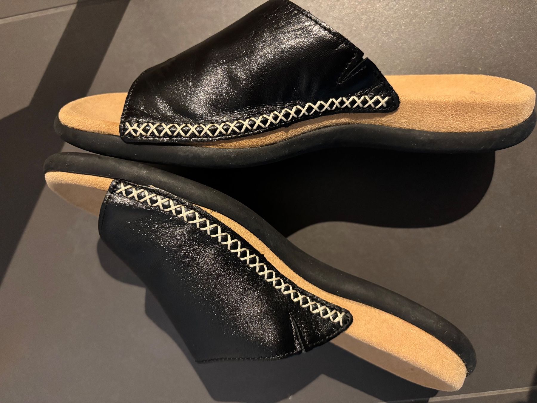 Gabor Scarpe da donna: Schöne neue Gabor Pantoletten schwarz – Nuovo (secondo la descrizione) da Uzwil venduto da te_l2qc 1