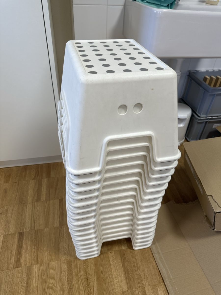 Ikea Tabourets: 16x Ikea Hocker – D'occasion à Altishofen par sin_sj8h
