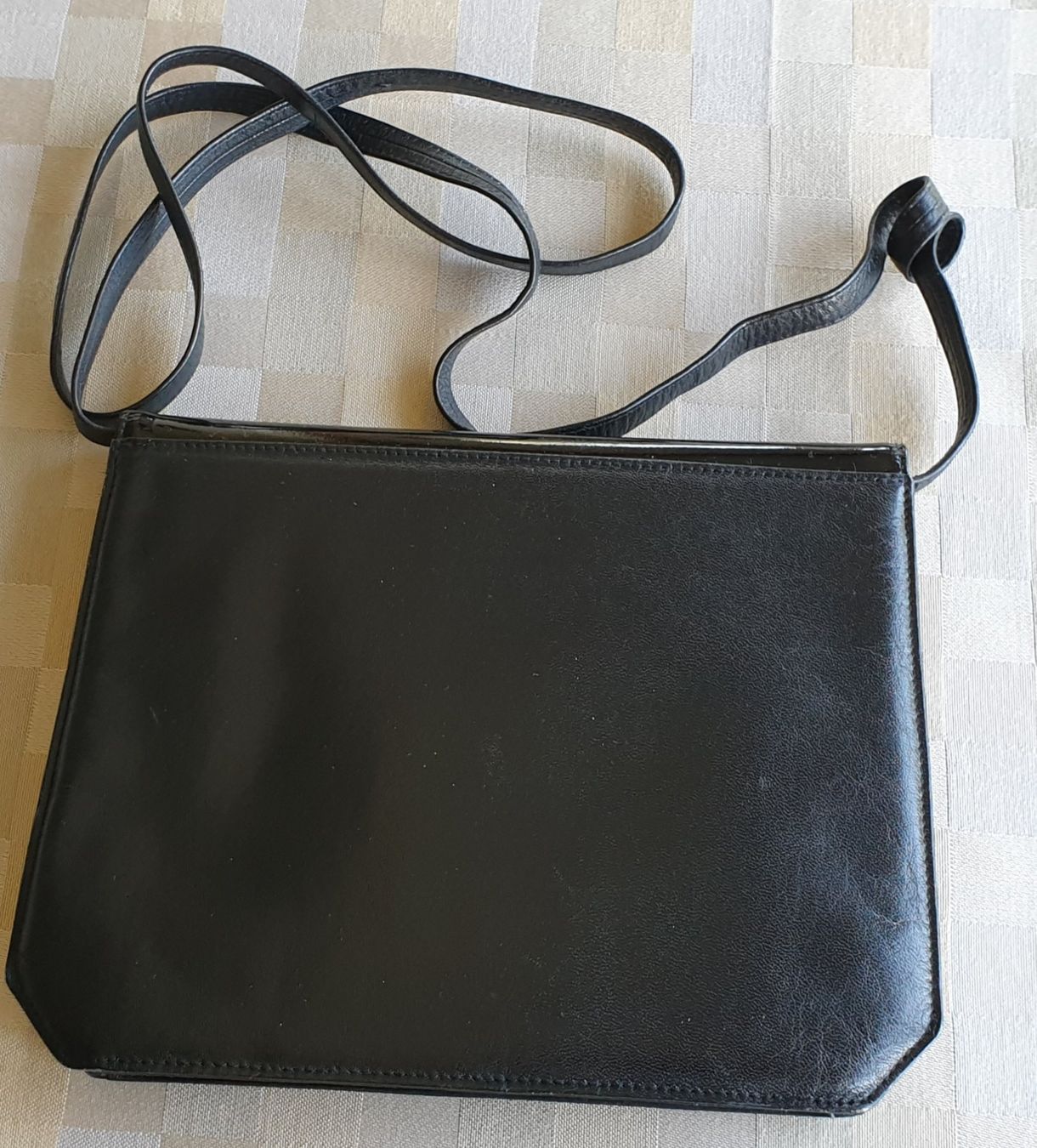 Borse da donna: Abendtasche schwarz mit Lack – Usato da Mörschwil venduto da ren_8wdm 1