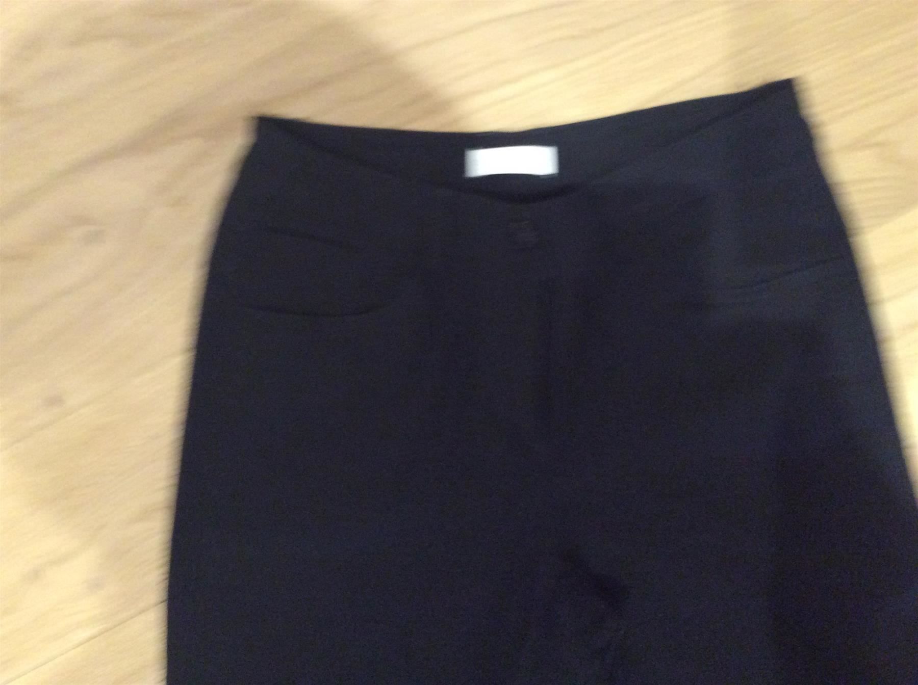 Hosen: Hose schwarz Grösse 38 – Gebraucht aus Wetzikon ZH von Laube02 1