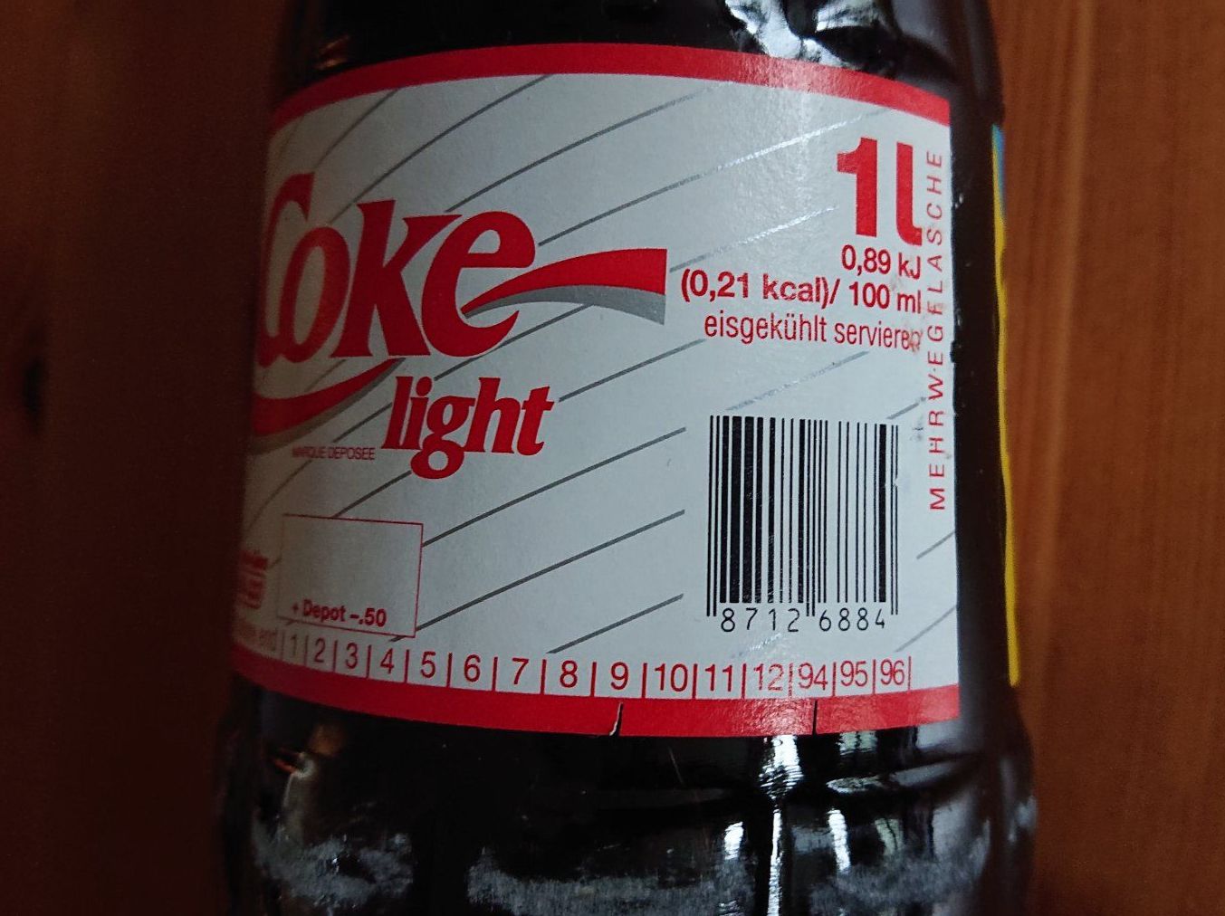 Coca-Cola Bottiglie: COCA-COLA LIGHT 1l noch voll Ablauf Datum September 1994 – Usato da Wilderswil venduto da Exebub 5