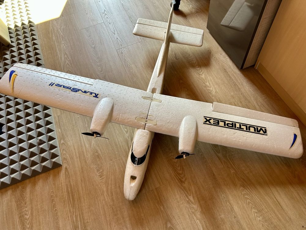 RC Flugzeug Multiplex Twinstar (Defekt) in Stadel für CHF 11 – nur ...