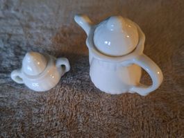 Süsse, Vintage Geschirr aus Porzellan für Puppenhausküchen