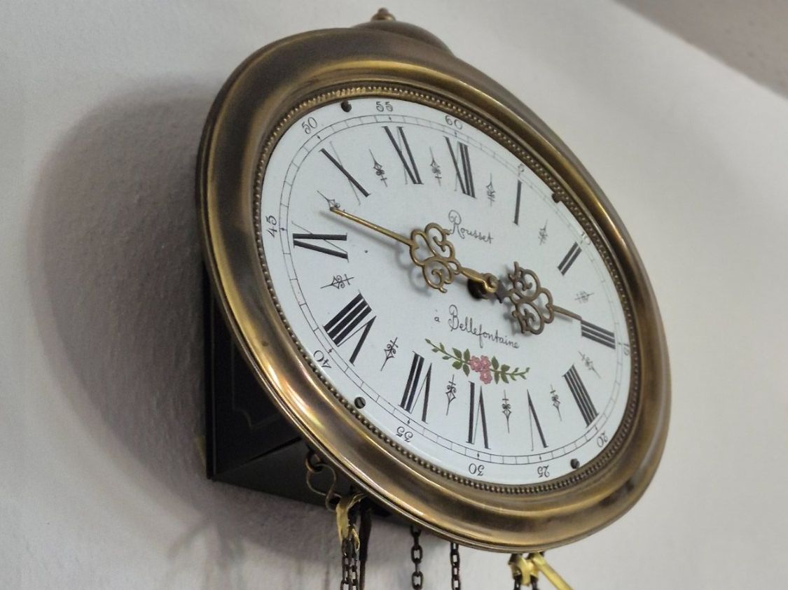 Pendules & Horloges murales: Wanduhr mechanisch oval – D'occasion à Bülach par Uhrenwerkstatt 1