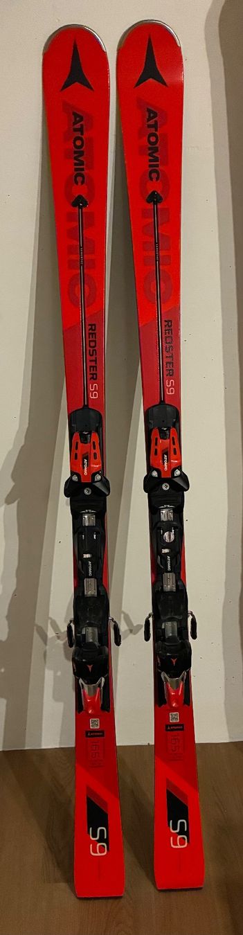 Atomic Skis: ATOMIC REDSTER S9 165cm – D'occasion à Steffisburg par Beatw