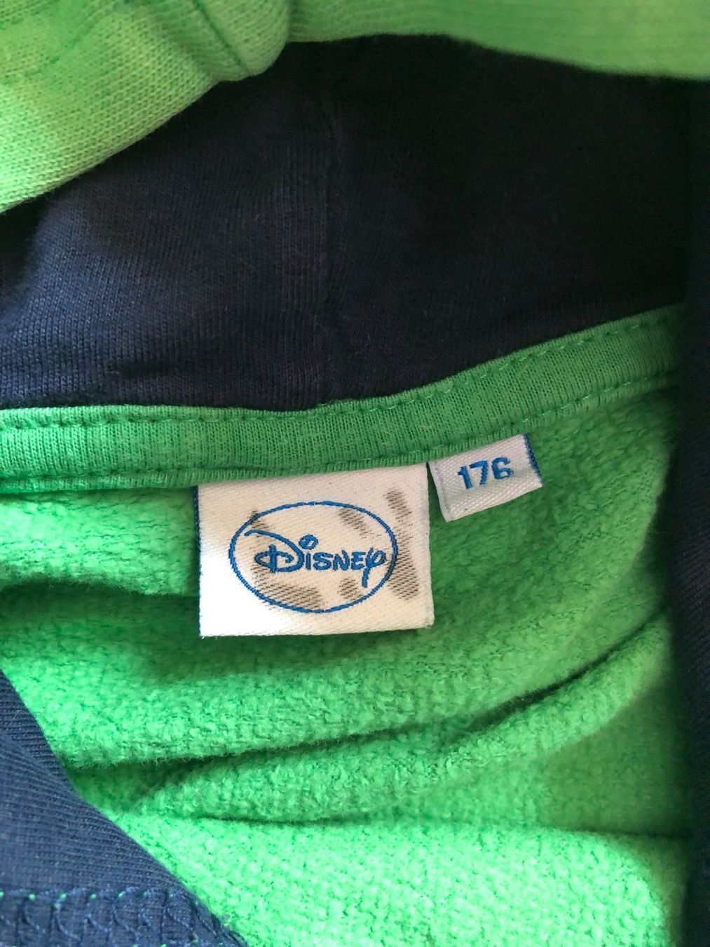 Pulls et sweat-shirts: Kinderpulli Mickey mouse, Disney – D'occasion à Hallwil par claire70 1