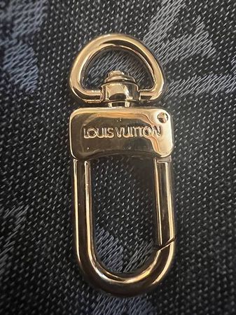 Louis Vuitton Original Karabiner Preis pro Stück