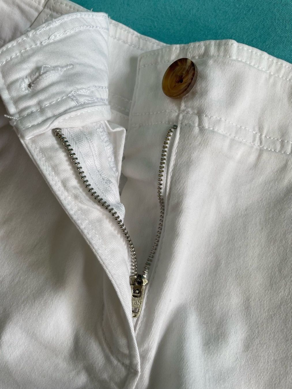 H&M Hosen: H&M Shorts 2 Stück – Gebraucht aus Basel von Robyn20 4