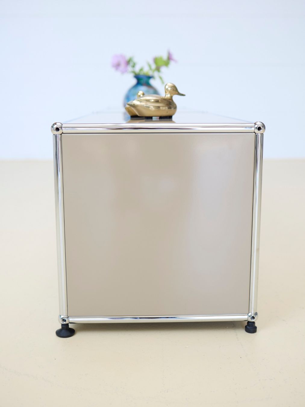 USM Cassettiere: USM Lowboard in Beige – Usato da Meinisberg venduto da atelier_TILIJA 6