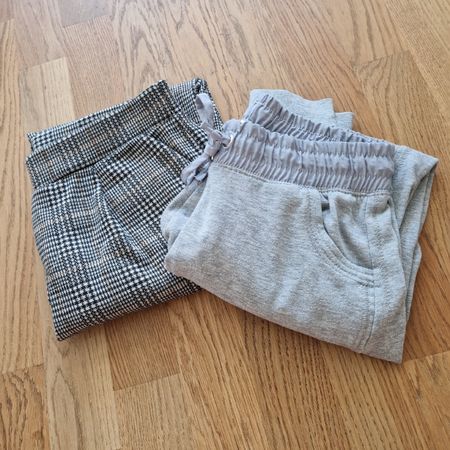 Sinsay Jogginghose Grau Gr.S & NKD Hose Kariert, Gr.S